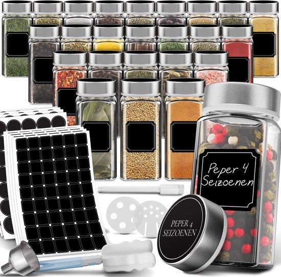 Productafbeelding: Soothe 24 Glazen Kruidenpotjes Vierkant met RVS Deksel – 2 Soorten Strooideksels – Kruidenstrooier – Spice Jars – Complete Set incl Kruiden Stickers, Krijtstift en Accessoires – 120ml