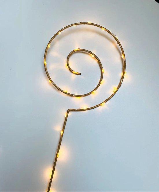 Productafbeelding: Sint stafje - Sint staf - verlichting - Sinterklaas verlichting - Sinterklaas versiering - 5 december - Sint - Nachtlampje - Nachtlamp - Sfeerverlichting - Slaaplampje - kinderkamer - sinterklaasversiering - Sintstaf - babykamer nachtlampjes