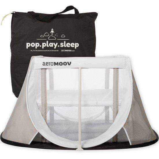 Productafbeelding: AeroMoov Campingbedje / Reisbedje met matras - voor baby én peuter - met bodemverhoger - Opgezet in 2s - White Sand